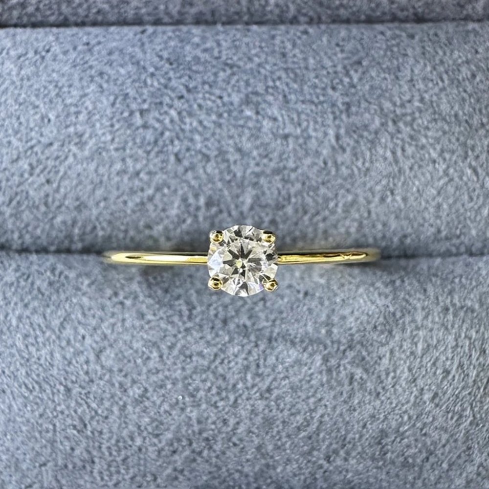 Petite Certified 0.30ctw Moissanite Ring - 18k Yellow Gold - Picture 3 of 7